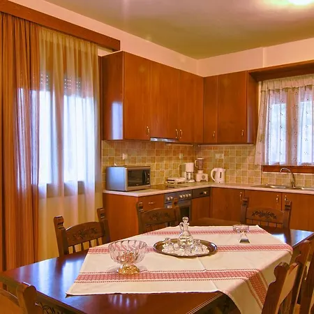 Aposeti Petrochori (Crete)